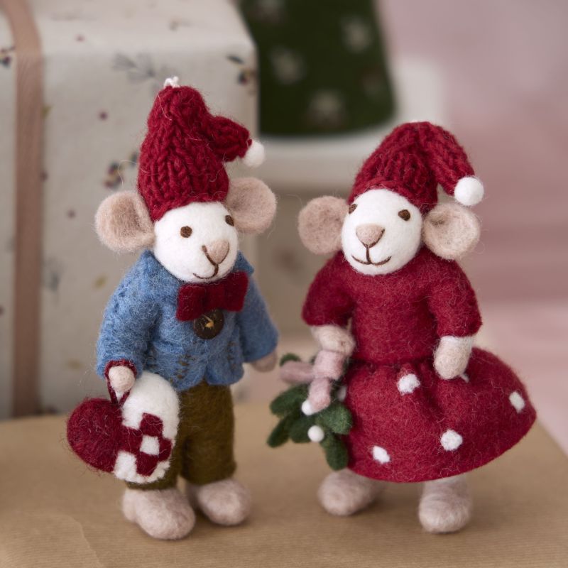 Gry & Sif Filztiere Maus Mädchen mit Kleid und Mistelzweig Anhänger - weiß