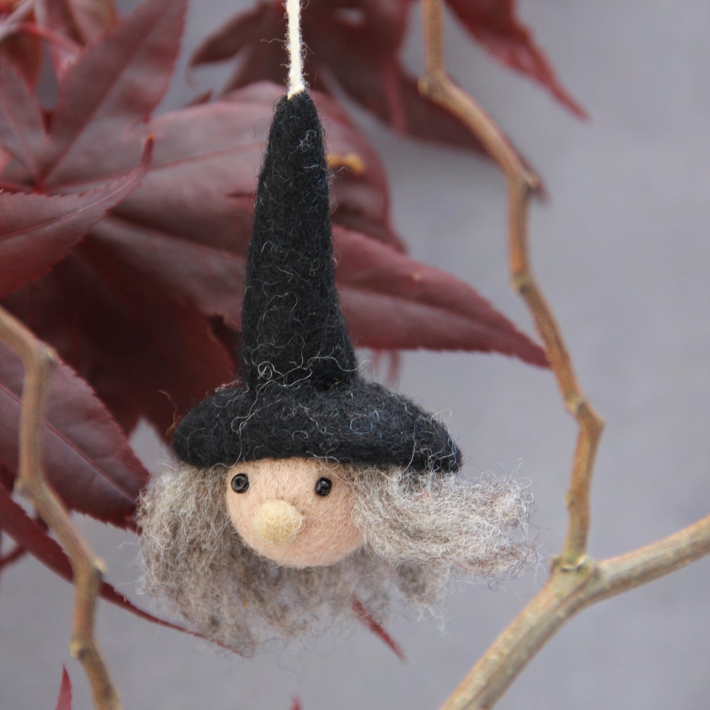 Gry Sif. Filz - kleine Hexe Anhänger